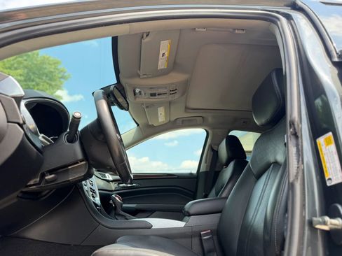 Used 2014 Cadillac SRX Luxury w/ LPO, Sports Edition Package FWD image 17