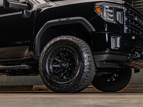 Used 2020 GMC Sierra 2500 AT4 w/ AT4 Premium Package AWD/4WD image 11