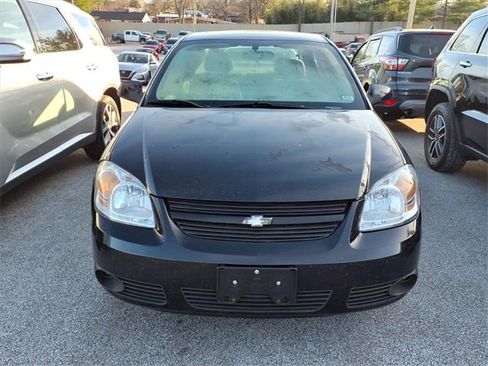 Used 2005 Chevrolet Cobalt LS w/ Preferred Equipment Group image 2