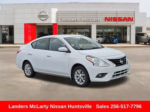 Used 2018 Nissan Versa SV w/ SV Special Edition Package FWD image 1