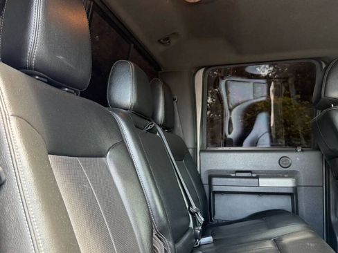 Used 2013 Ford F250 Lariat w/ Lariat Ultimate Pkg AWD/4WD image 25
