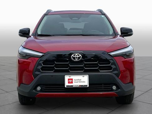 Used 2026 Toyota Corolla Cross XLE w/ Convenience Package FWD image 4