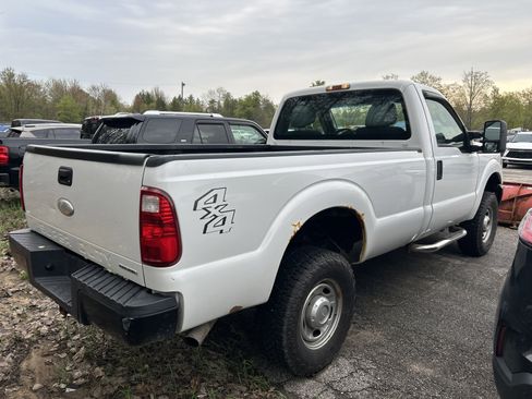 Used 2012 Ford F350 XL w/ Camper Pkg AWD/4WD image 3