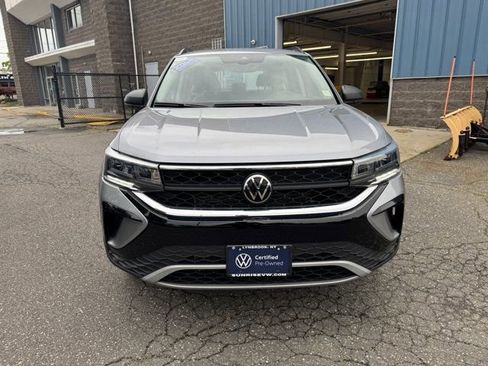 Certified 2024 Volkswagen Taos S AWD/4WD image 2