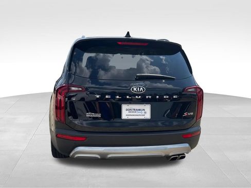 Used 2021 Kia Telluride S FWD image 4
