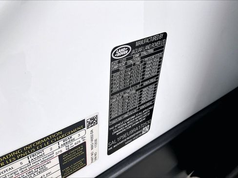 Used 2024 Land Rover Range Rover Sport SE image 34