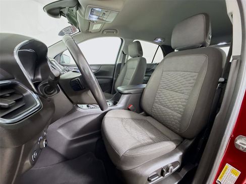 Used 2021 Chevrolet Equinox LT image 20