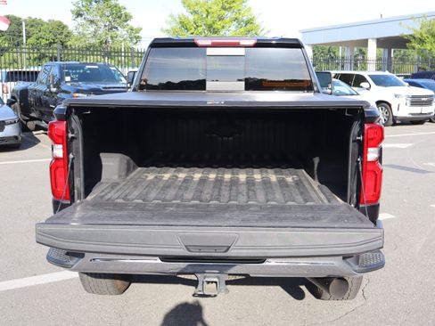 Used 2022 Chevrolet Silverado 2500 LTZ AWD/4WD image 14