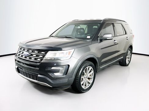 Used 2017 Ford Explorer Limited AWD/4WD image 3