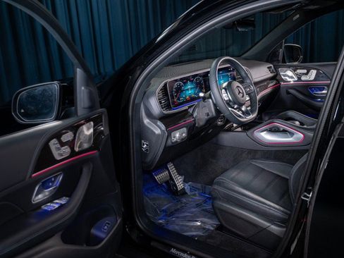 Certified 2023 Mercedes-Benz GLS 580 580 4MATIC® SUV image 11