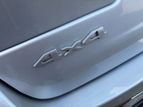 New 2026 Jeep Grand Cherokee Laredo AWD/4WD image 11