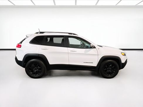 Used 2019 Jeep Cherokee Trailhawk w/ Trailer Tow Group AWD/4WD image 23