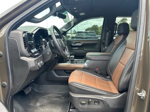 Certified 2023 Chevrolet Silverado 1500 High Country w/ High Country Premium Package image 18