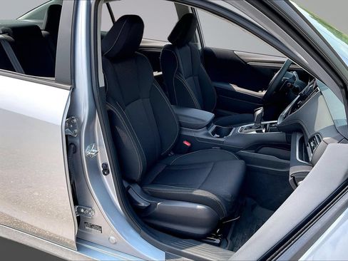 Certified 2025 Subaru Legacy Premium AWD/4WD image 7