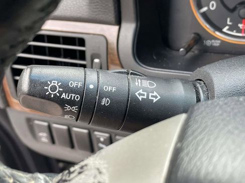 Used 2013 Nissan Armada SL RWD image 31