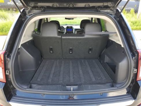 Used 2015 Jeep Compass High Altitude AWD/4WD image 8