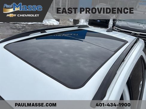 Certified 2023 Chevrolet Equinox RS w/ RS Leather Package image 9