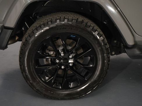 Used 2022 Jeep Wrangler Unlimited Sahara w/ Cold Weather Group AWD/4WD image 60