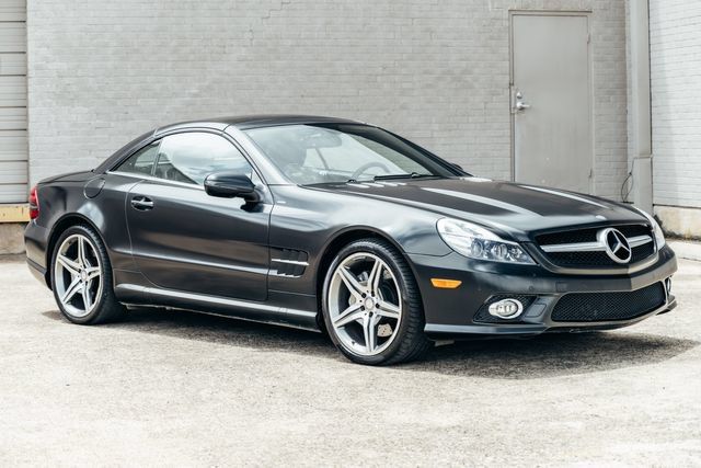 Used 2011 Mercedes-Benz SL 550 image 34