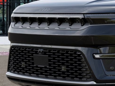 New 2026 Jeep Grand Wagoneer L Summit AWD/4WD image 11