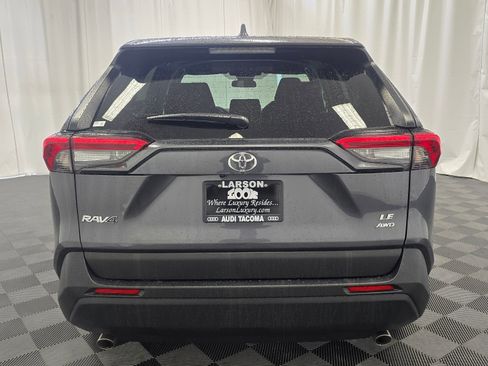 Used 2025 Toyota RAV4 LE image 5