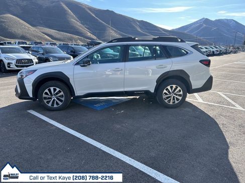 Used 2024 Subaru Outback 2.5i image 4
