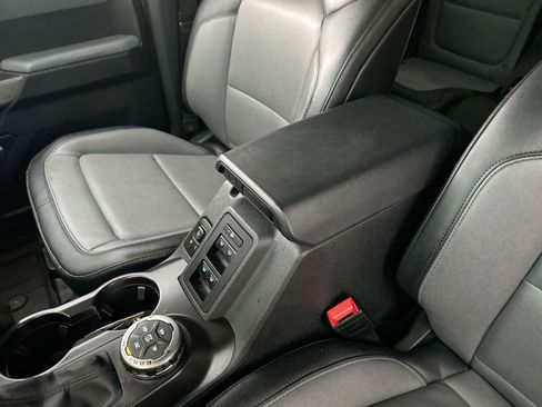 Used 2022 Ford Bronco Everglades image 17