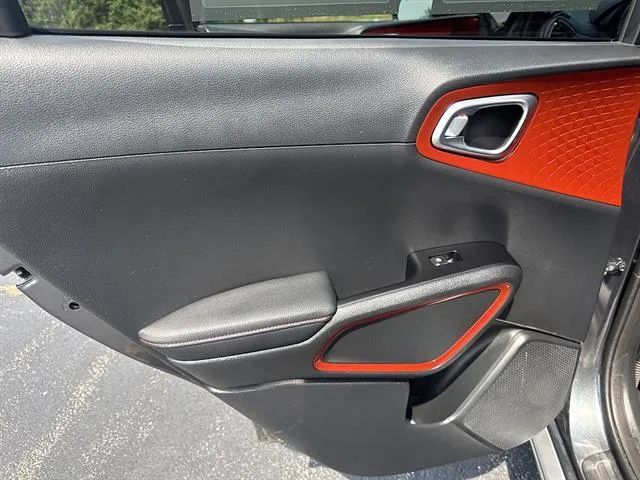 Certified 2024 Kia Soul GT-Line FWD image 14