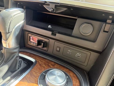 Used 2023 Nissan Armada SL w/ Cargo Package AWD/4WD image 25