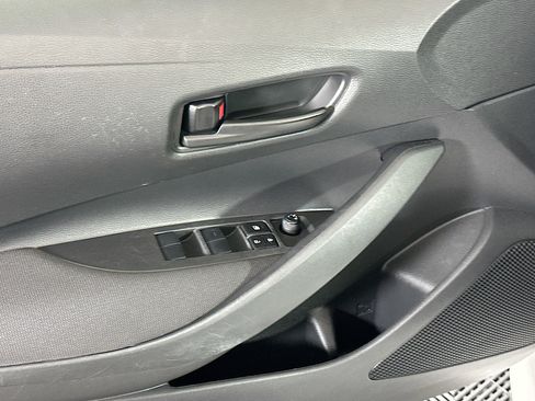 Used 2023 Toyota Corolla LE FWD image 15