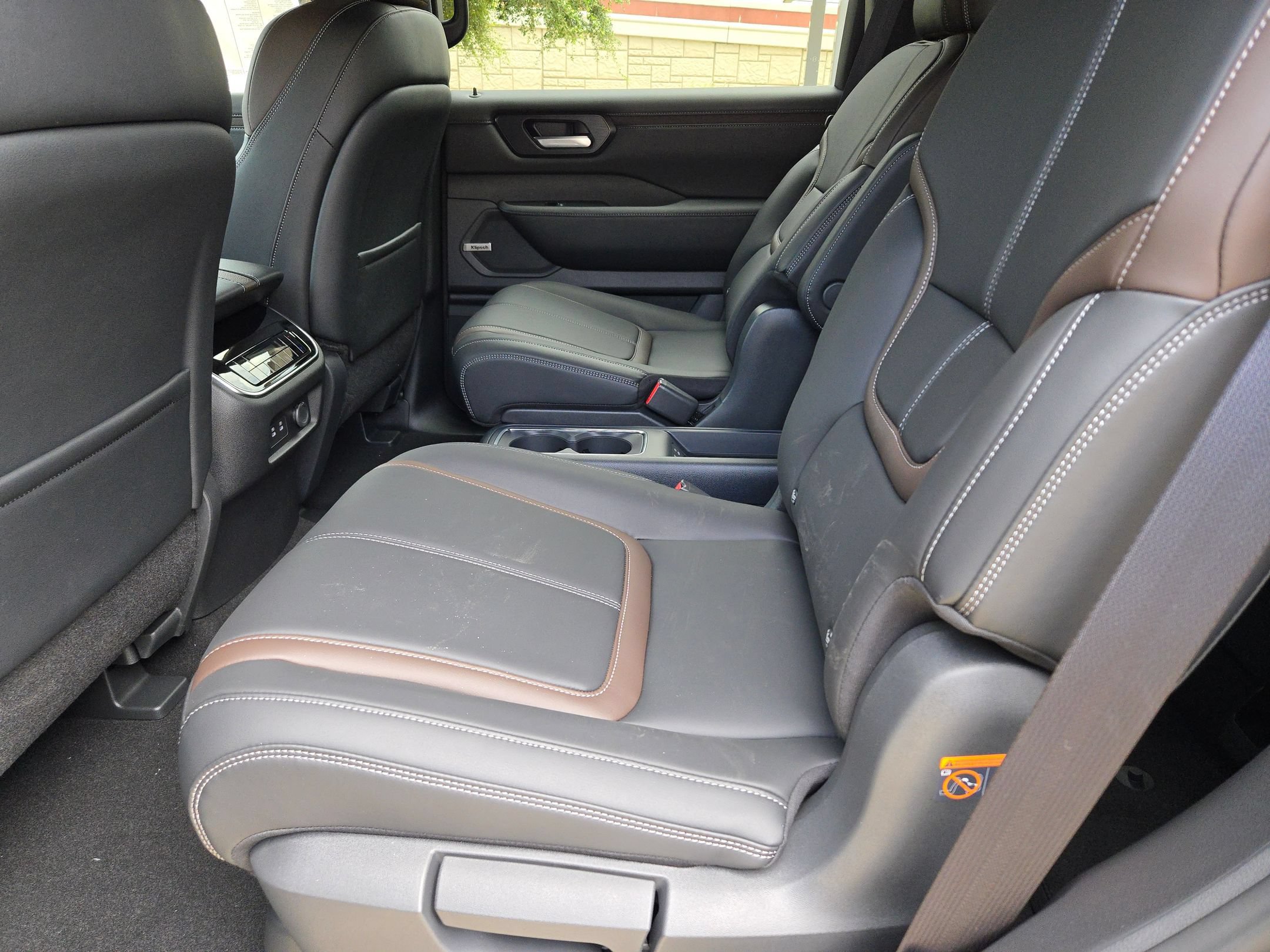 New 2026 Nissan Armada SL w/ Captain's Chari Seat Package AWD/4WD image 12