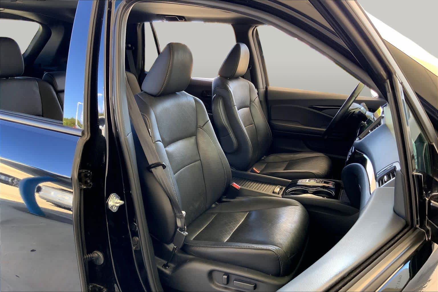 Used 2023 Honda Passport Elite image 9