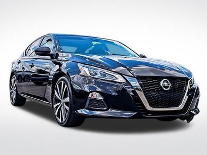 Used 2021 Nissan Altima 2.5 SR w/ SR Premium Package