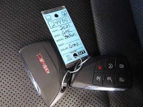 Used 2021 GMC Yukon Denali w/ Denali Premium Package image 62