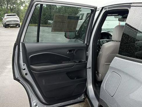 Used 2023 Honda Passport EX-L image 23