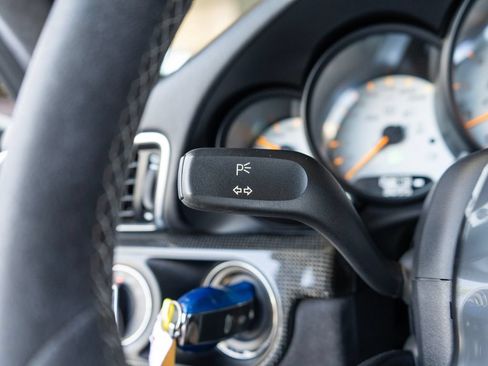 Used 2016 Porsche 911 GT3 RS RWD image 19