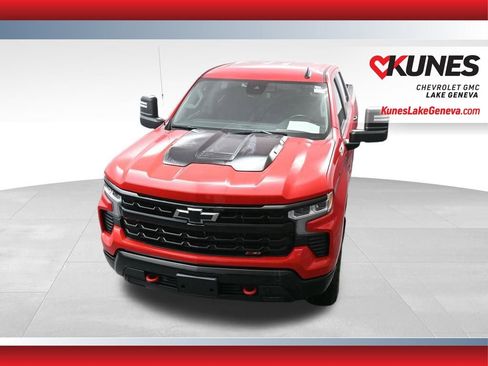 Used 2024 Chevrolet Silverado 1500 LT Trail Boss w/ Convenience Package II AWD/4WD image 38