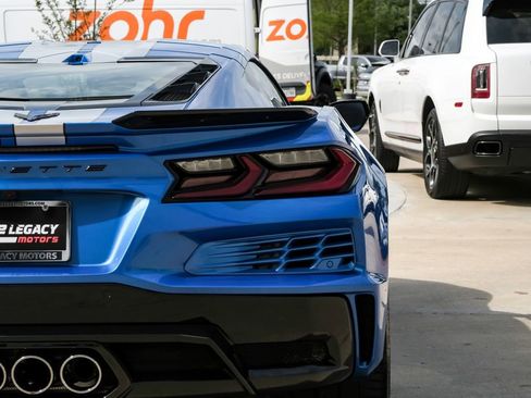 Used 2024 Chevrolet Corvette Z06 image 36