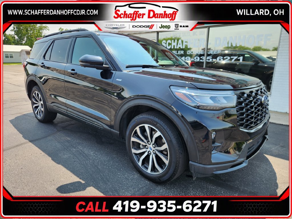 Used 2025 Ford Explorer ST-Line AWD/4WD image 1