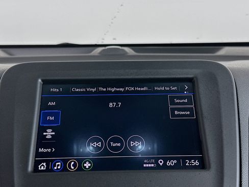 Used 2023 Chevrolet Equinox LT image 21