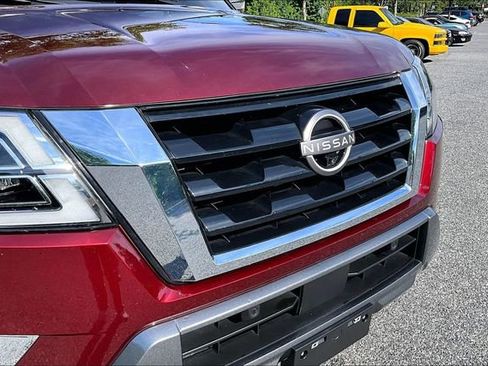 Used 2022 Nissan Armada Platinum AWD/4WD image 6