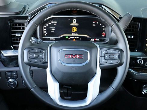 Used 2024 GMC Sierra 1500 Elevation image 27