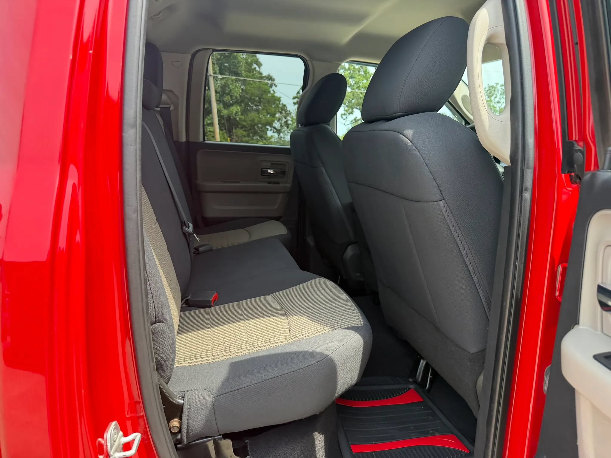 Used 2012 RAM 1500 Classic SLT AWD/4WD image 42