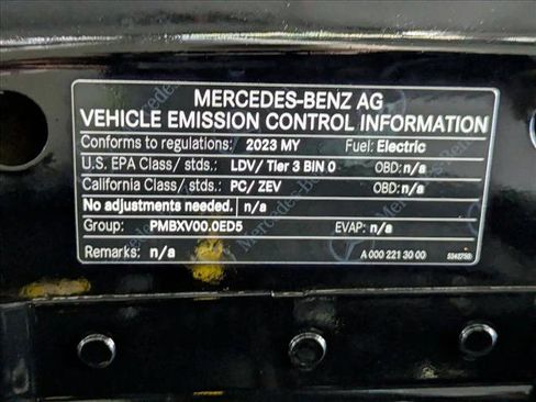Certified 2023 Mercedes-Benz EQB 300 4MATIC image 24