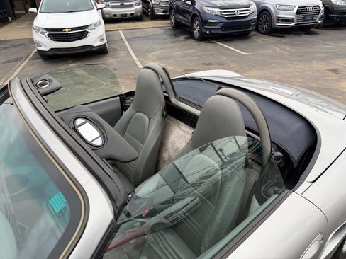 Used 2000 Porsche Boxster S image 11