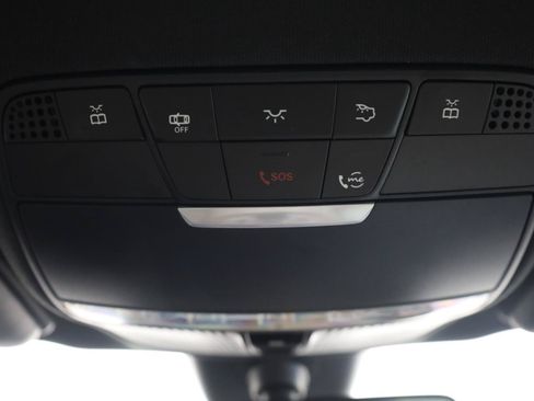 Used 2019 Mercedes-Benz E 300 4MATIC image 39