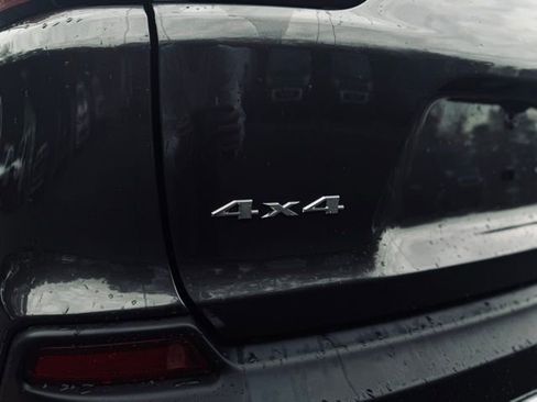 Certified 2022 Jeep Cherokee Limited image 8