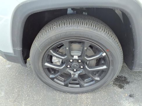 New 2025 Jeep Compass Latitude w/ Convenience Group image 27