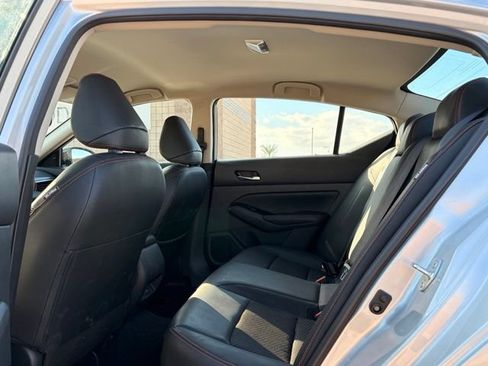 Used 2025 Nissan Altima 2.5 SR AWD/4WD image 16