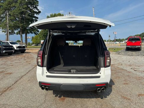 Used 2022 Chevrolet Tahoe High Country AWD/4WD image 17